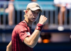 Đàn em hạng 151 thế giới 'trả thù' cho Alcaraz ở Miami Open 2026