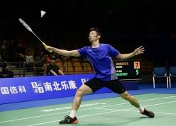 Vượt qua Chen Long, Nguyễn Tiến Minh làm điều không tưởng ở giải vô địch châu Á