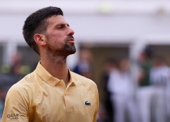 Djokovic thua ngỡ ngàng 'fan cứng' trận ra quân Rome Masters 2026