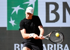 Sinner 'một mình một ngựa' ở Roland Garros 2026