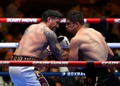 Verhoeven thua đau Usyk, trọng tài thừa nhận sai sót