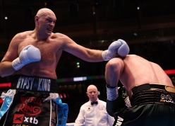 Tyson Fury ấn định thời điểm thượng đài, sẵn sàng so găng Anthony Joshua