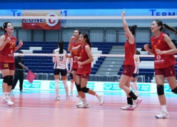 U18 bóng chuyền nữ Việt Nam lọt bán kết giải Đông Nam Á