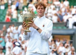 Vô địch Wimbledon hai năm liên tiếp, Sinner nói gì?