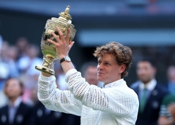 Sinner 'không cánh mà bay' mất gần nửa tiền thưởng kỉ lục ở Wimbledon 2026