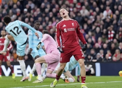 Mất điểm tại Anfield, Liverpool vẫn vượt mặt MU tại Ngoại hạng Anh