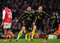 Ngôi sao MU có thể bị cấm thi đấu sau sự cố ở trận thắng Arsenal