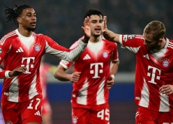 Bayern Munich chạm 1 tay vào tứ kết Champions League