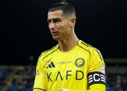 Liên tục ghi bàn, Ronaldo vẫn thua kém 1 cái tên tại Ả Rập Saudi