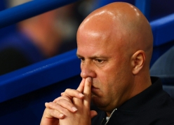 HLV Arne Slot báo thêm tin buồn trước thềm tái đấu PSG