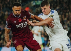 West Ham chính thức xuống hạng sau mùa giải thảm họa