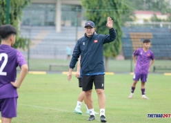 HLV Brazil cùng tuyển Việt Nam liên tục đá giao hữu trước VCK World Cup