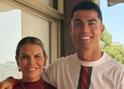Chị gái Ronaldo phản ứng dữ dội khi em trai rời ĐT Bồ Đào Nha