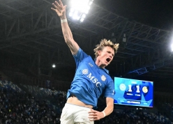 McTominay lập cú đúp, Napoli đại náo Cúp C1 bằng trận cầu 7 bàn