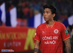 Công an Hà Nội đại thắng, Văn Hậu nhận phần thưởng khó tin