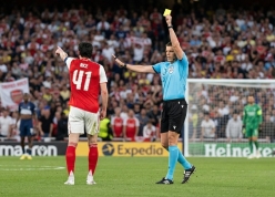 UEFA bất ngờ 'cởi trói', hàng loạt ngôi sao hưởng lợi