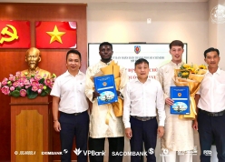 CHÍNH THỨC: 2 tiền đạo Việt kiều nhận quyết định cực vui về quốc tịch Việt Nam
