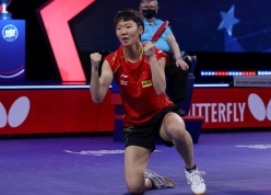 Wang Manyu trở lại số một thế giới sau màn thị uy ở China Smash