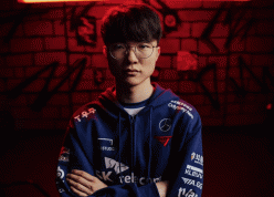 Đụng đến Faker, một tuyển thủ LPL nhận trái đắng