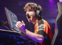 NRG hủy diệt TL, thẳng tiến Playoffs Masters Santiago