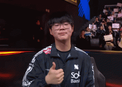 DRX chạm trán GEN và HLE tại LCK Vietnam Roadshow