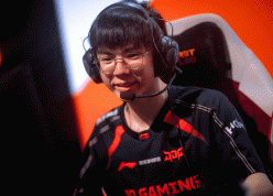 Junjia nói lý do rời CFO để đầu quân cho JDG