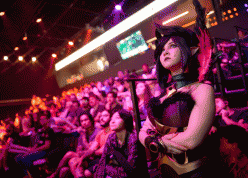 Lượng người xem First Stand 2026 tăng vọt