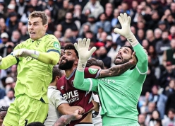 West Ham tính gửi khiếu nại lên Premier League vì bàn thua trước Arsenal