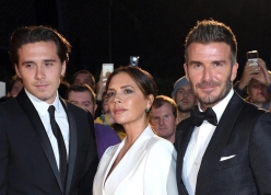 Cựu sao MU ủng hộ con trai Beckham 'từ mặt' cha