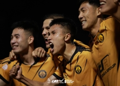 CĐV Thanh Hoá làm điều đặc biệt với đội nhà giữa khó khăn