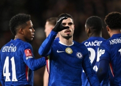 Lập hat-trick siêu đẳng, sao Bồ Đào Nha khiến HLV Chelsea phấn khích