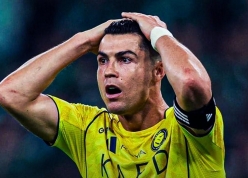 Tin xấu ập đến, Ronaldo phải rời Ả Rập bay sang Tây Ban Nha