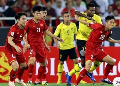 HLV Kim Sang Sik lần đầu tiên gọi 2 'báu vật' của thầy Park lên ĐTVN