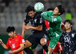 Đá quá hay, 'máy cày' khoẻ nhất U23 Việt Nam được gọi thẳng lên ĐTQG