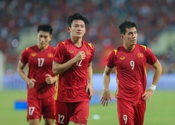 Hậu vệ 2K1 tái hiện 'khoảnh khắc vàng' SEA Games trước ngày lên ĐTVN