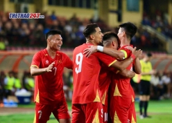 Người hùng ĐT Việt Nam gặp sự cố khiến HLV Kim Sang Sik lo sốt vó