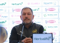 HLV Malaysia nói thẳng 1 điều về Văn Hậu, Hoàng Hên của ĐT Việt Nam