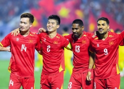 CĐV Indonesia phấn khích tột độ khi ĐT Việt Nam đánh bại Malaysia 3-1