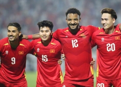 ĐT Việt Nam có 'quái kiệt' 1 mình tạo ra 4 kiến tạo phạt góc gây sốt