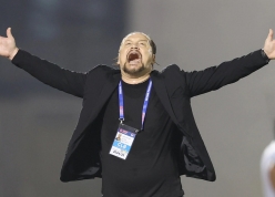 HLV Popov nói thẳng về án phạt cực nặng của VFF