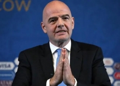 FIFA lập tức lên tiếng khi 1 cầu thủ châu Phi qua đời vì vụ xả súng