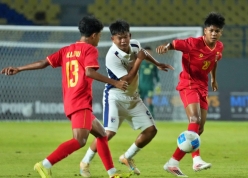 CĐV Thái Lan phản ứng dữ dội vì đứng dưới cả tuyển Lào