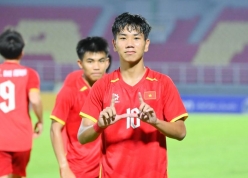 Từ xé lưới Dortmund đến đầu tàu U17 Việt Nam: Nguyễn Lực là ai?