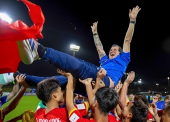 HLV Roland nói cực hay sau kỳ tích World Cup của Việt Nam