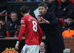 Bruno Fernandes khiến BHL MU cũng phải 'đầu hàng' mỗi ngày