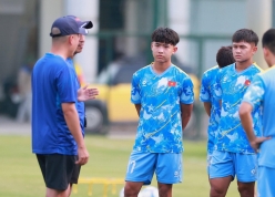 NÓNG: Việt kiều Tây Ban Nha cực chất cùng U19 Việt Nam sang Indonesia