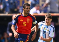 Vừa ra mắt Barca, Rodri nói thẳng về Alvarez