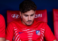 Alvarez gây sóng gió, nội bộ Atletico rúng động