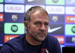 Flick phản ứng cực lạ khi Barca đụng độ PSG, Man City tại Champions League