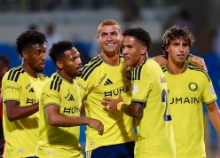 Ronaldo nhanh như điện, Al Nassr ngược dòng nghẹt thở trước Al-Taawoun